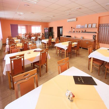 Penzión na Rožku Sliač Exterior foto